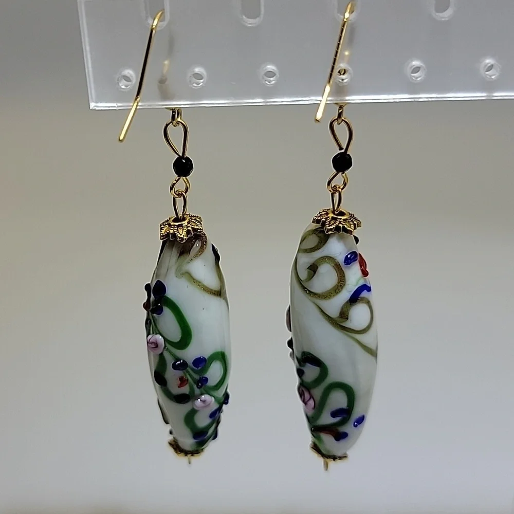 Unbranded these exquisite